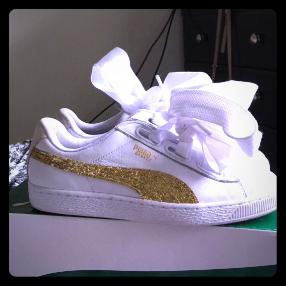 Puma sneakers